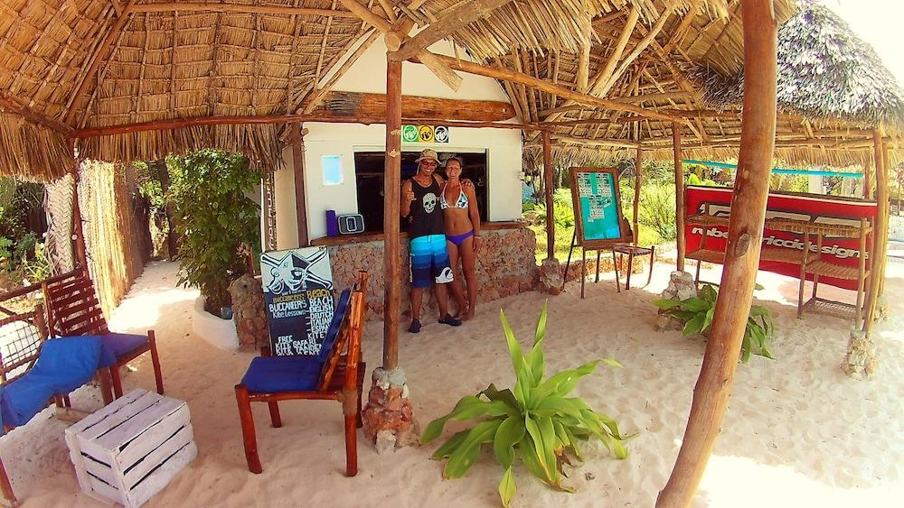 Waikiki Resort Làng Làng Pwani Mchangani Ngoại thất bức ảnh