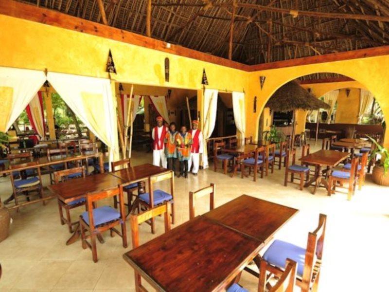 Waikiki Resort Làng Làng Pwani Mchangani Ngoại thất bức ảnh