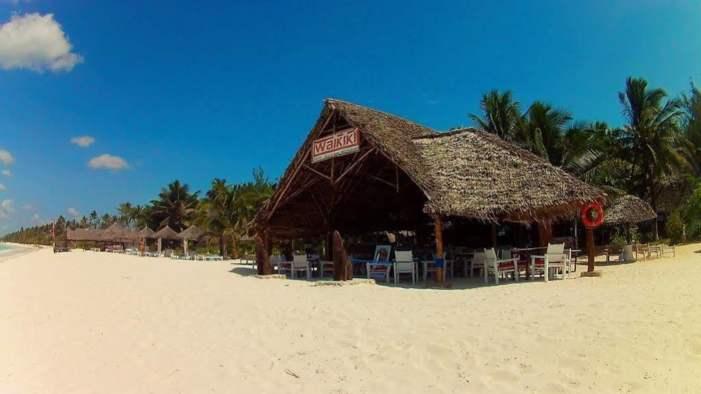 Waikiki Resort Làng Làng Pwani Mchangani Ngoại thất bức ảnh